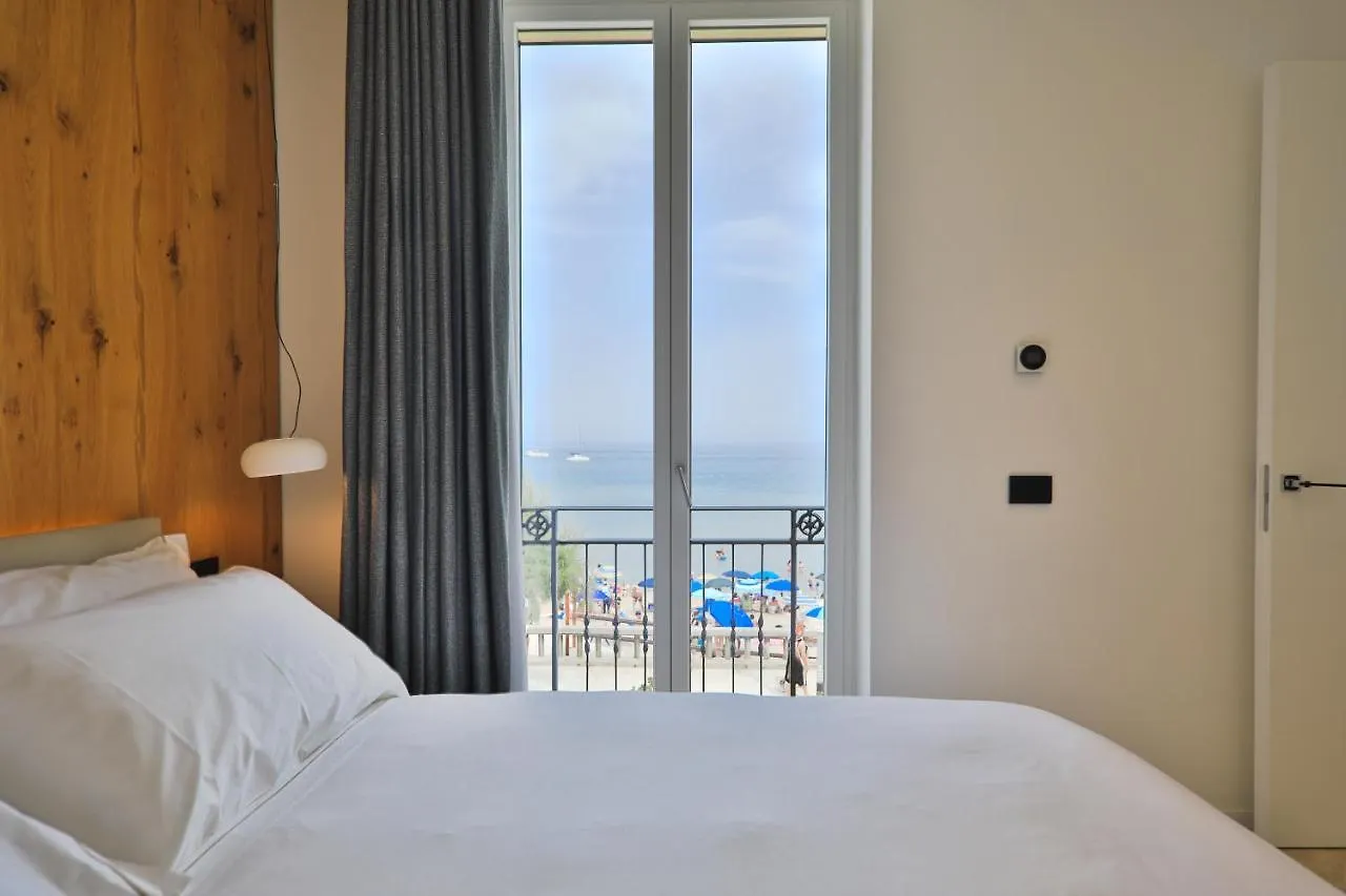 Abelia Sea Suites Cefalù İtalya