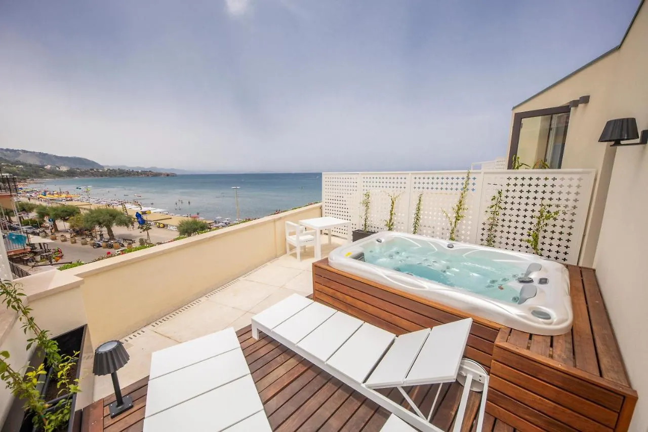 Konukevi Abelia Sea Suites Cefalù